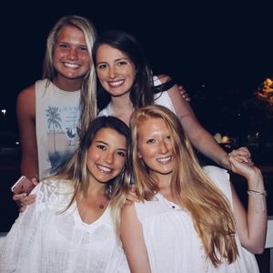 Meet your Posher, Alaina